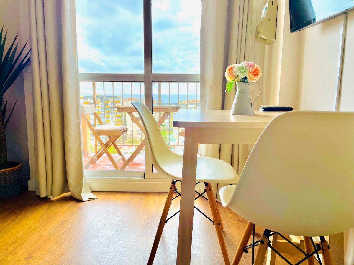 Luxury Suites Minerva Beach Benalmádena Esterno foto