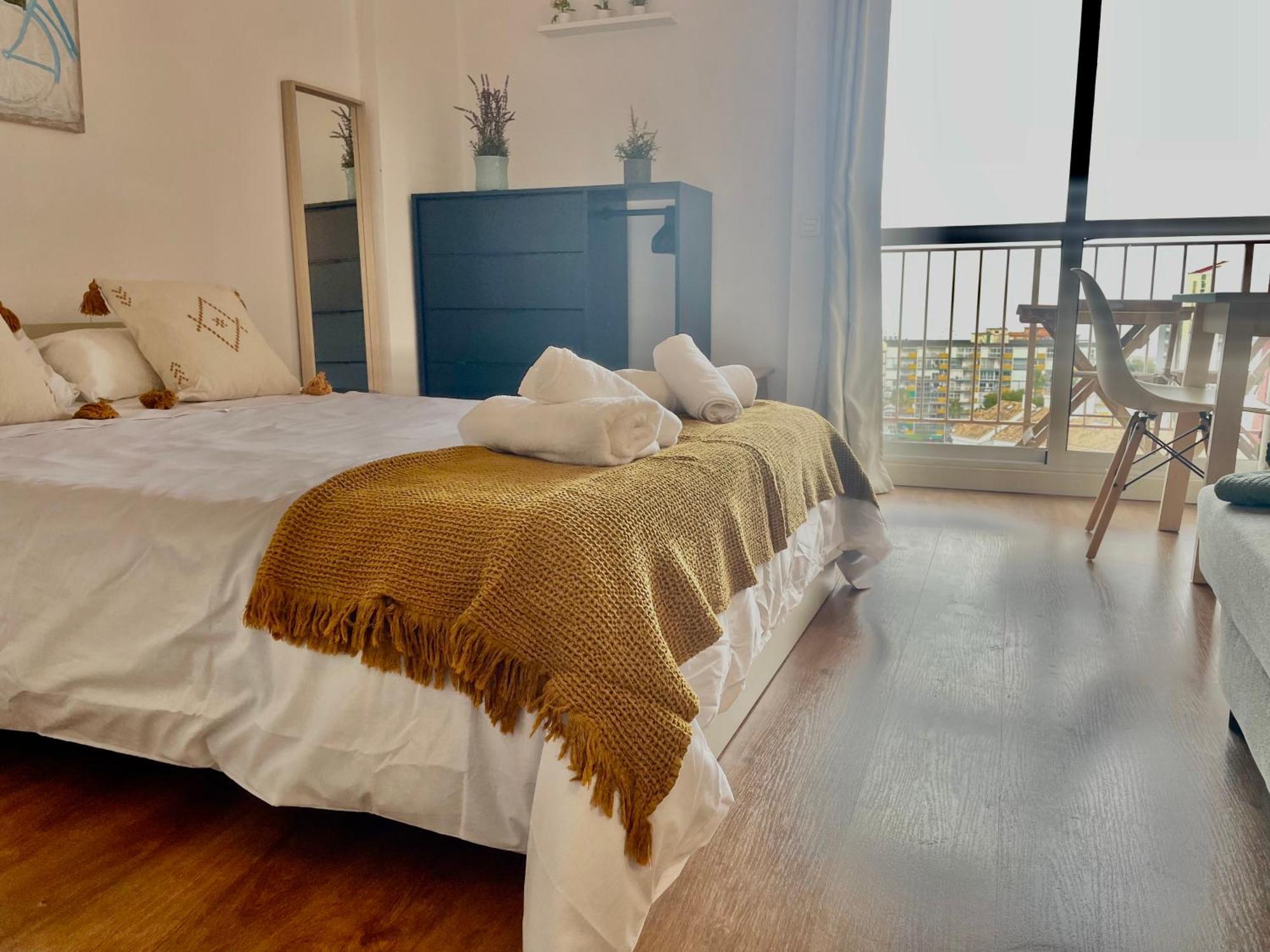 Luxury Suites Minerva Beach Benalmádena Esterno foto